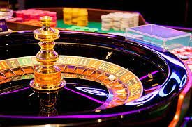 Winning spin result Reel outcome display with winning symbol alignment and payout amount highlighted